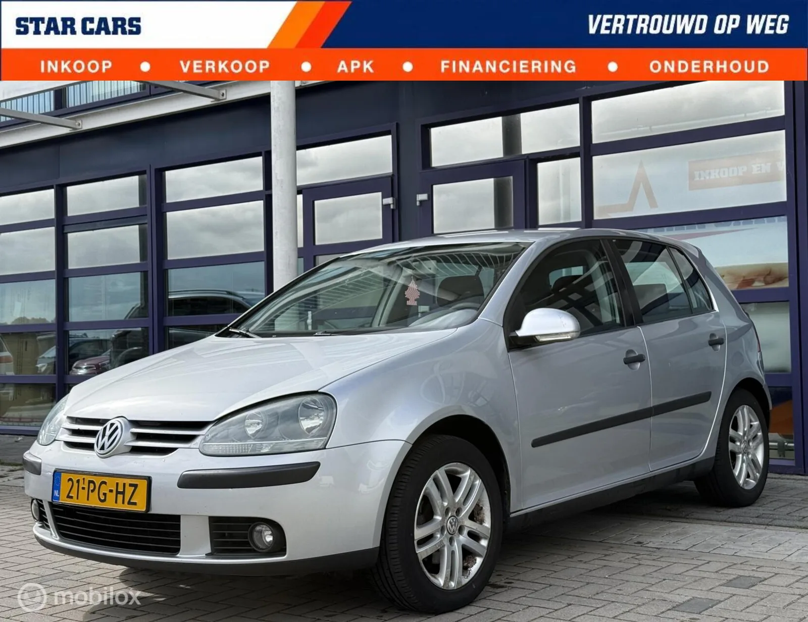 Volkswagen Golf (2004) — foto 1
