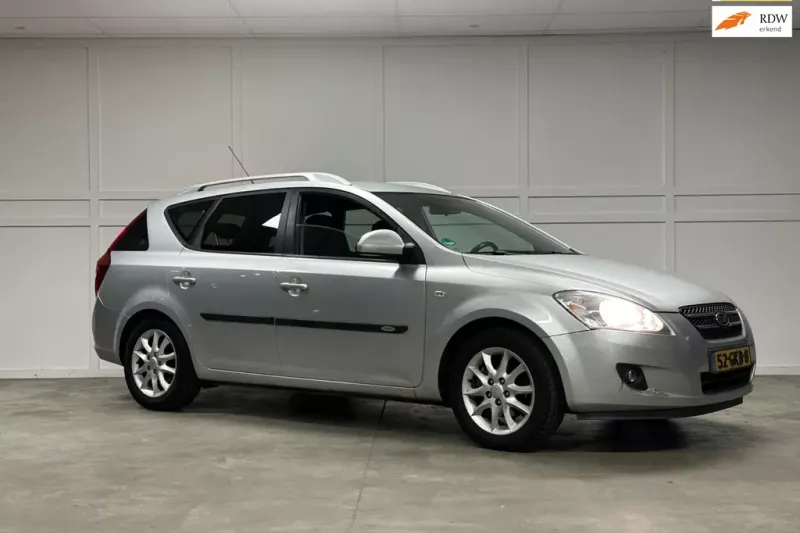 Kia Ceed (2008)