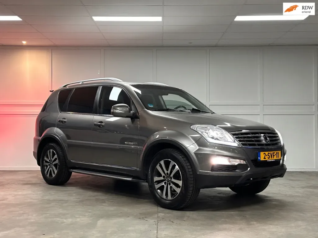 SsangYong Rexton (2013) — foto 1