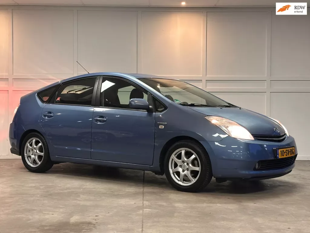 Toyota Prius (2006) — foto 1