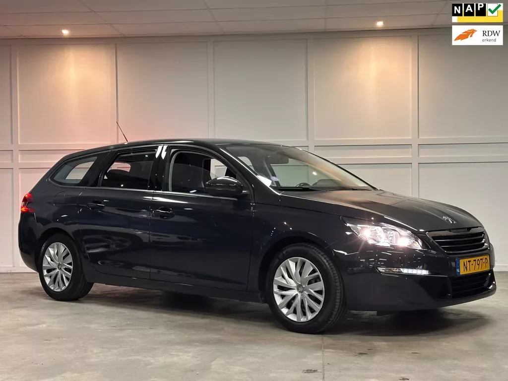 Peugeot 308 (2017) — foto 1