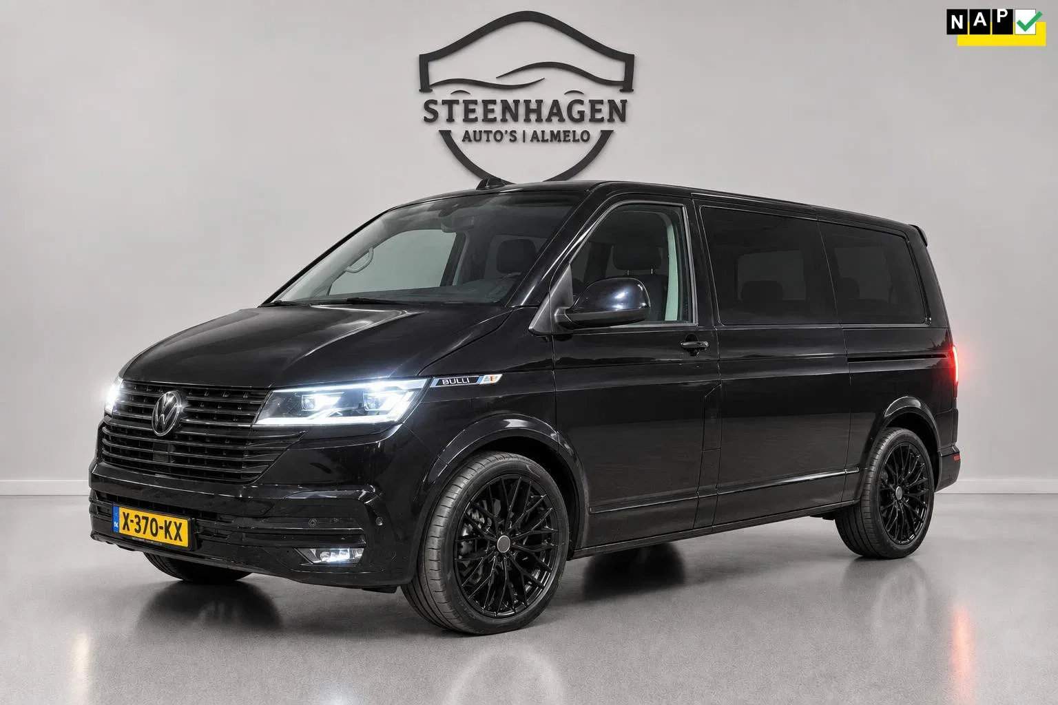 Volkswagen Transporter (2024) — foto 1