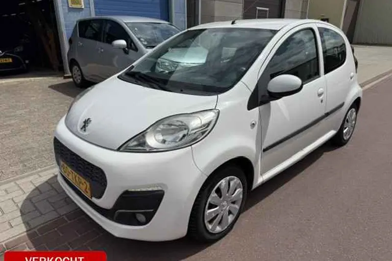 Peugeot 107 (2012)