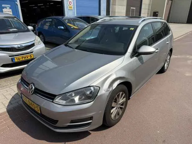 Volkswagen Golf (2014) — foto 1