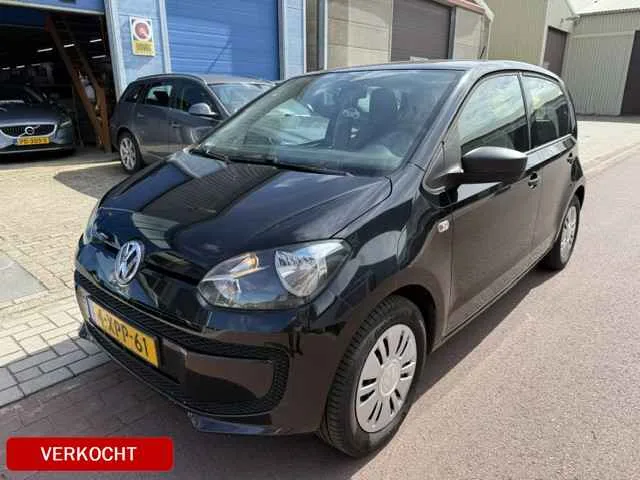 Volkswagen Up! (2014) — foto 1