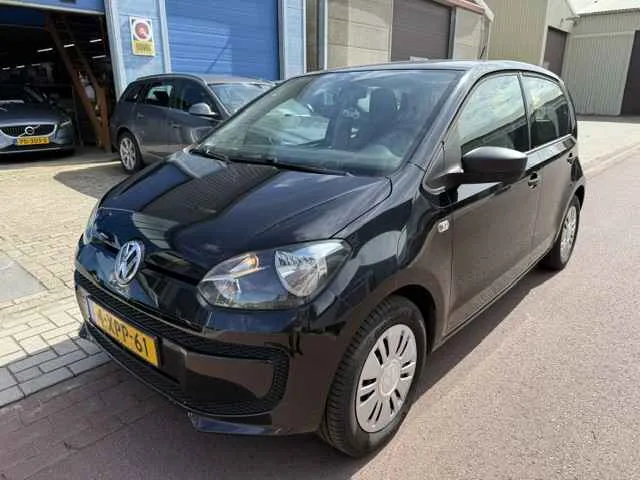 Volkswagen Up! (2014) — foto 1