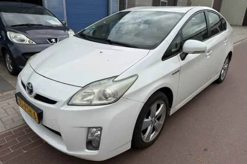 Toyota Prius (2011)
