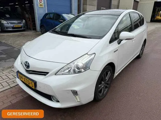 Toyota Prius (2012) — foto 1