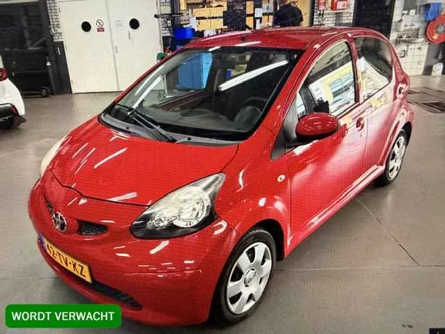 Toyota Aygo (2007) — foto 1