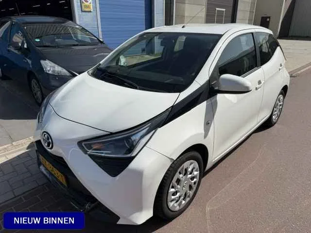 Toyota Aygo (2019) — foto 1