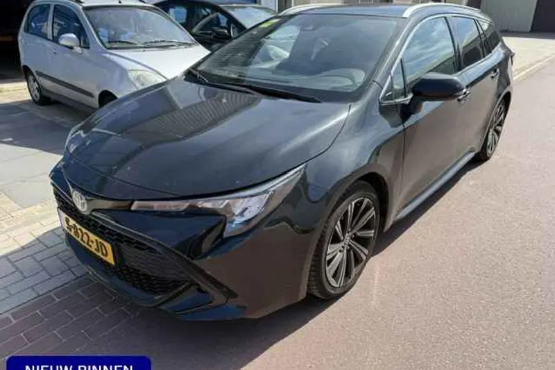 Toyota Corolla (2023)
