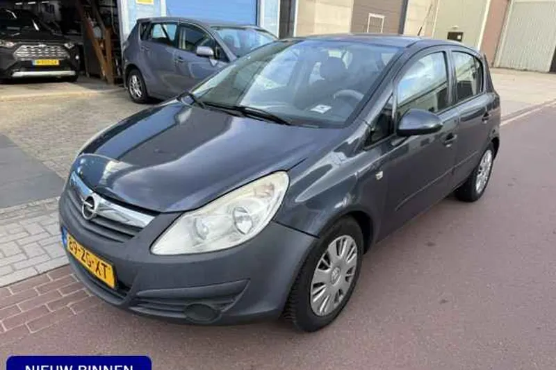 Opel Corsa (2008)