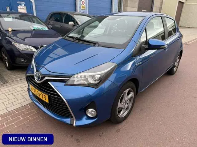 Toyota Yaris (2014) — foto 1
