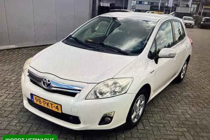 Toyota Auris (2011)