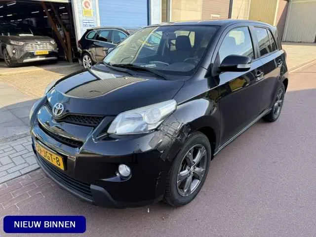 Toyota Urban Cruiser (2009) — foto 1