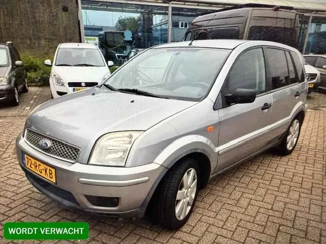 Ford Fusion (2005) — foto 1