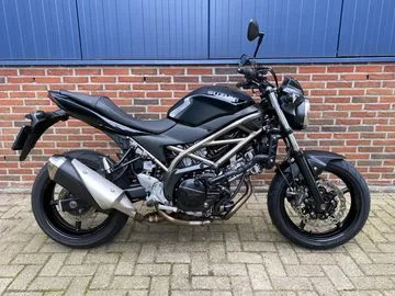 Suzuki SV650 (2022) — foto 1