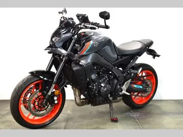 Yamaha MT-09 (2021) — foto 1