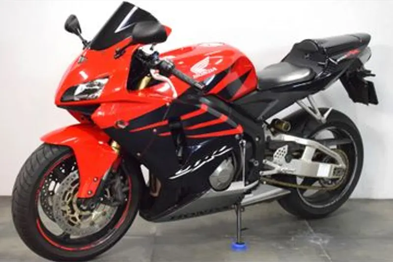 Honda CBR600RR (2006)