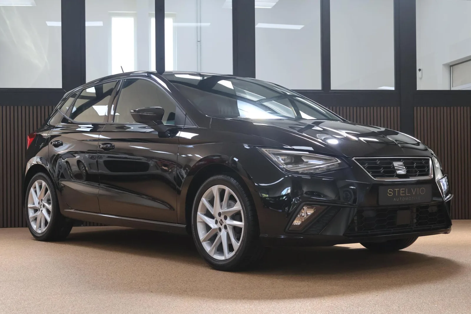 SEAT Ibiza (2022) — foto 1