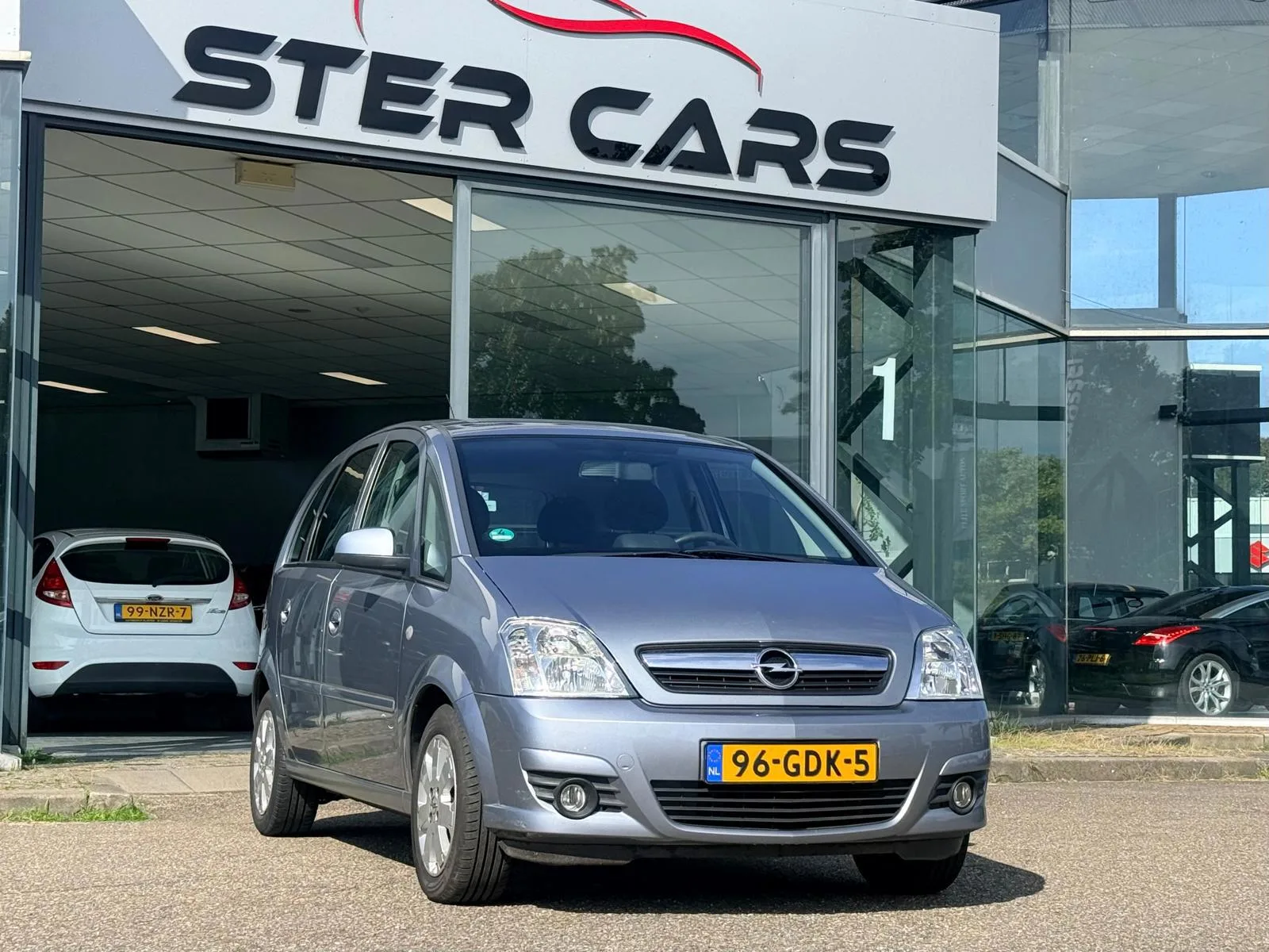 Opel Meriva (2008) — foto 1