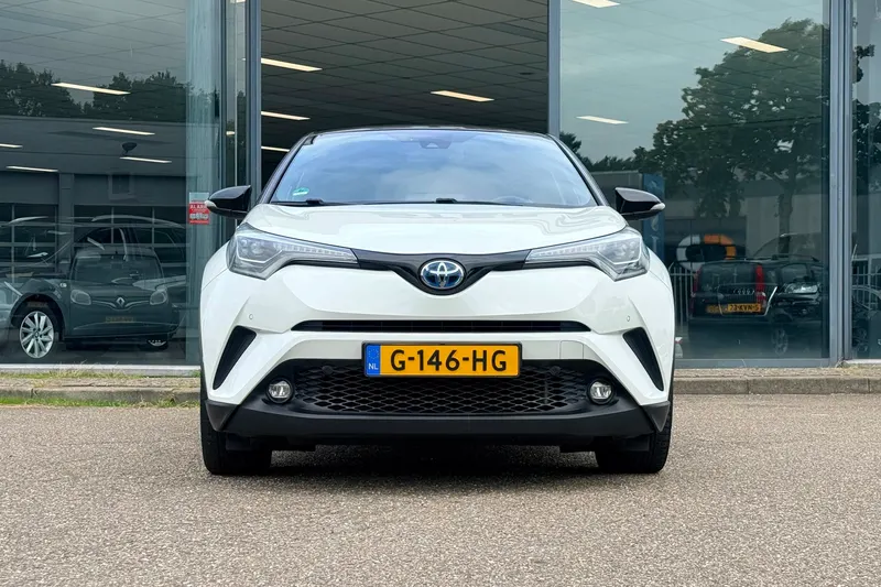 Toyota C-HR (2017)