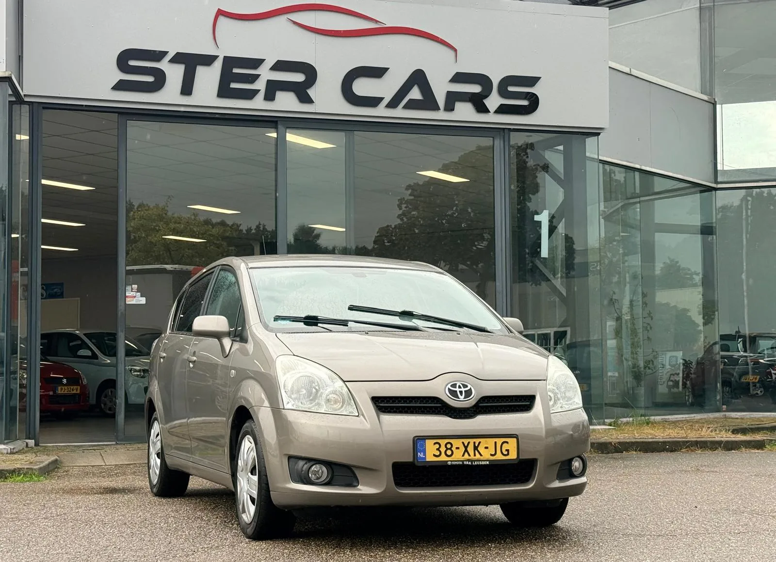 Toyota Verso (2007) — foto 1