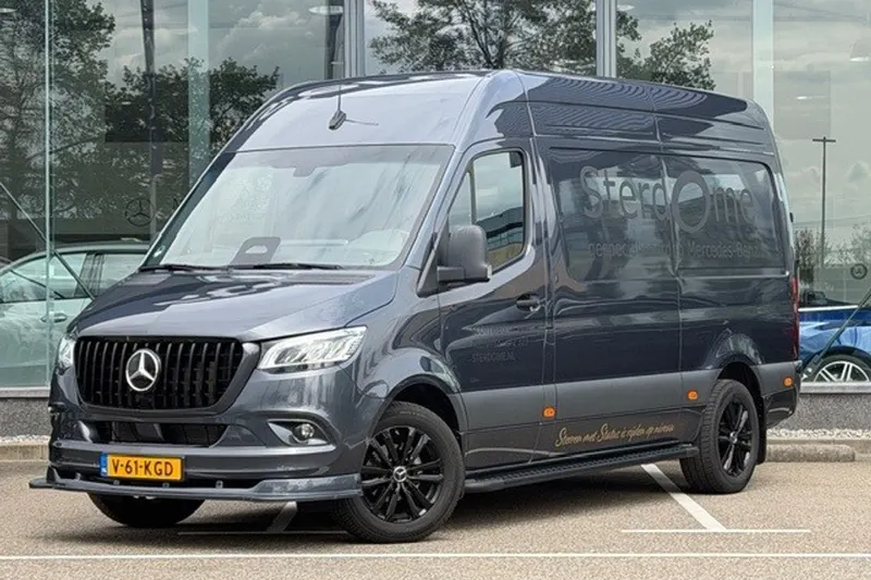 Mercedes-Benz Sprinter (2024)