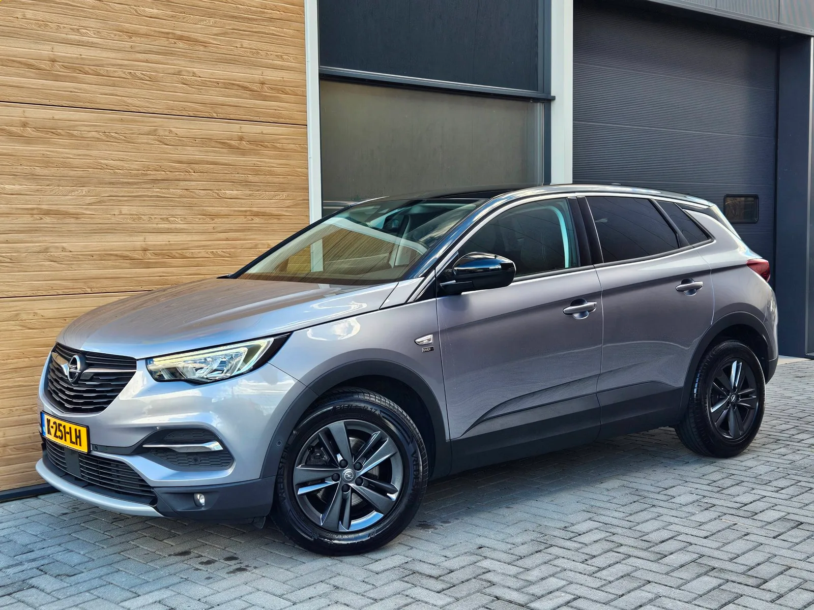 Opel Grandland (2021) — foto 1