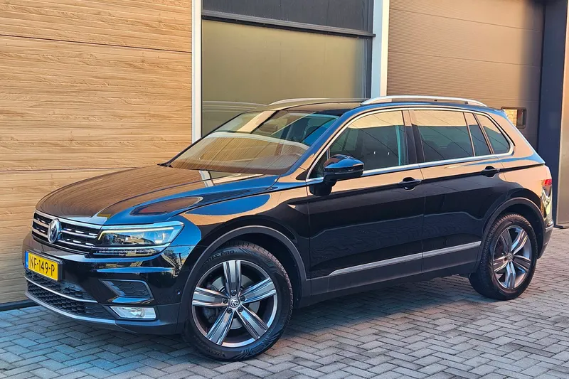 Volkswagen Tiguan (2017)