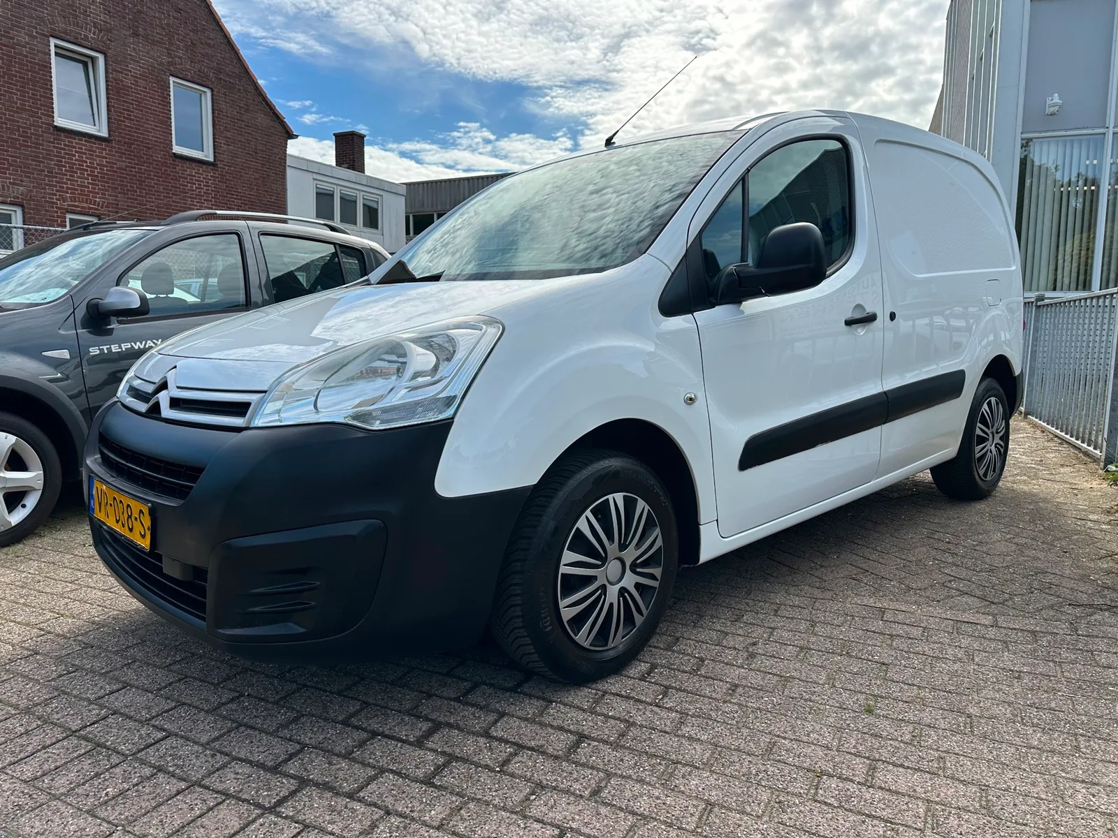 Citroën Berlingo (2015) — foto 1