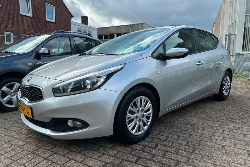 Kia Ceed (2013)