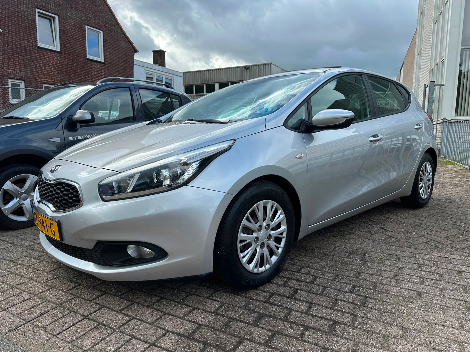 Kia Ceed (2013) — foto 1