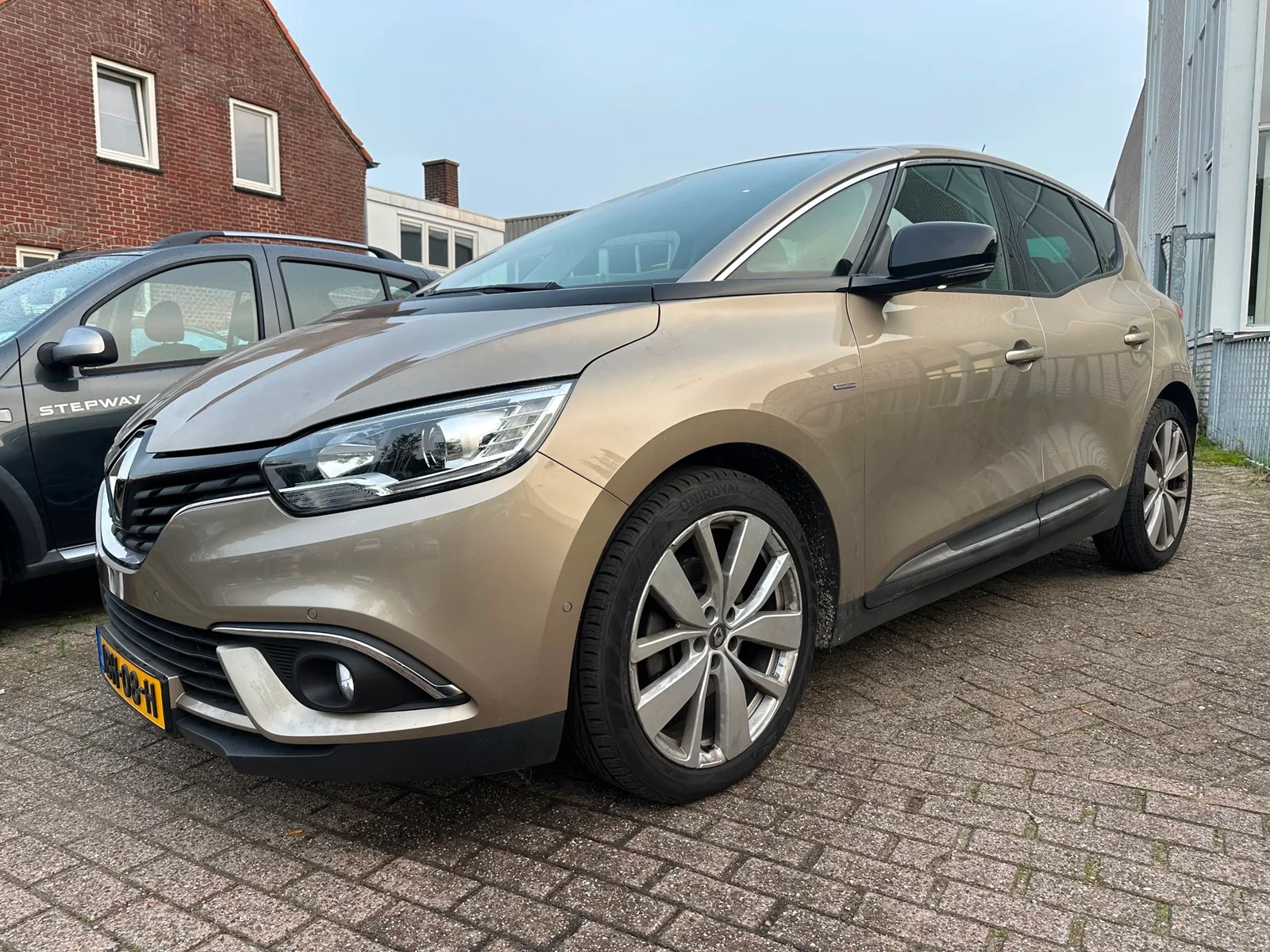 Renault Scénic (2019) — foto 1