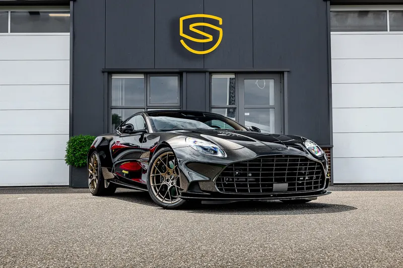 Aston Martin Vanquish (0)