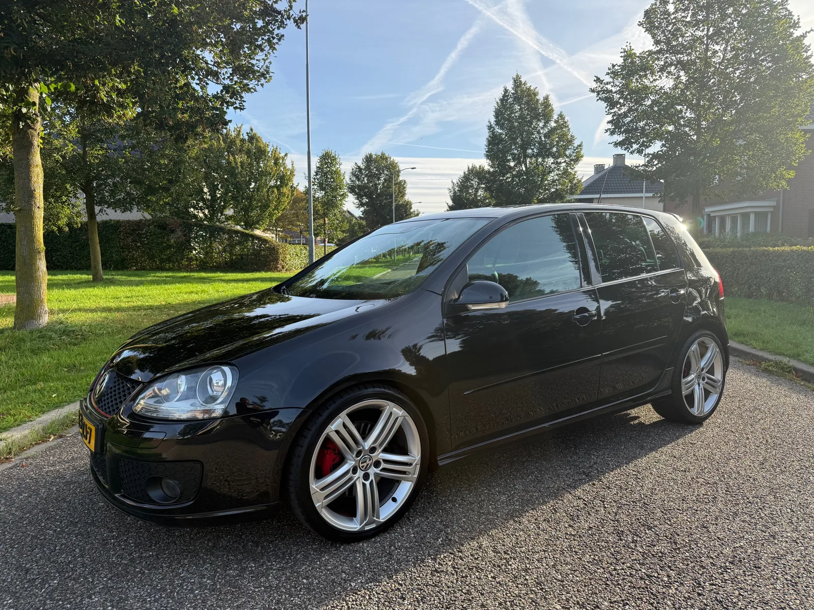 Volkswagen Golf (2008) — foto 1