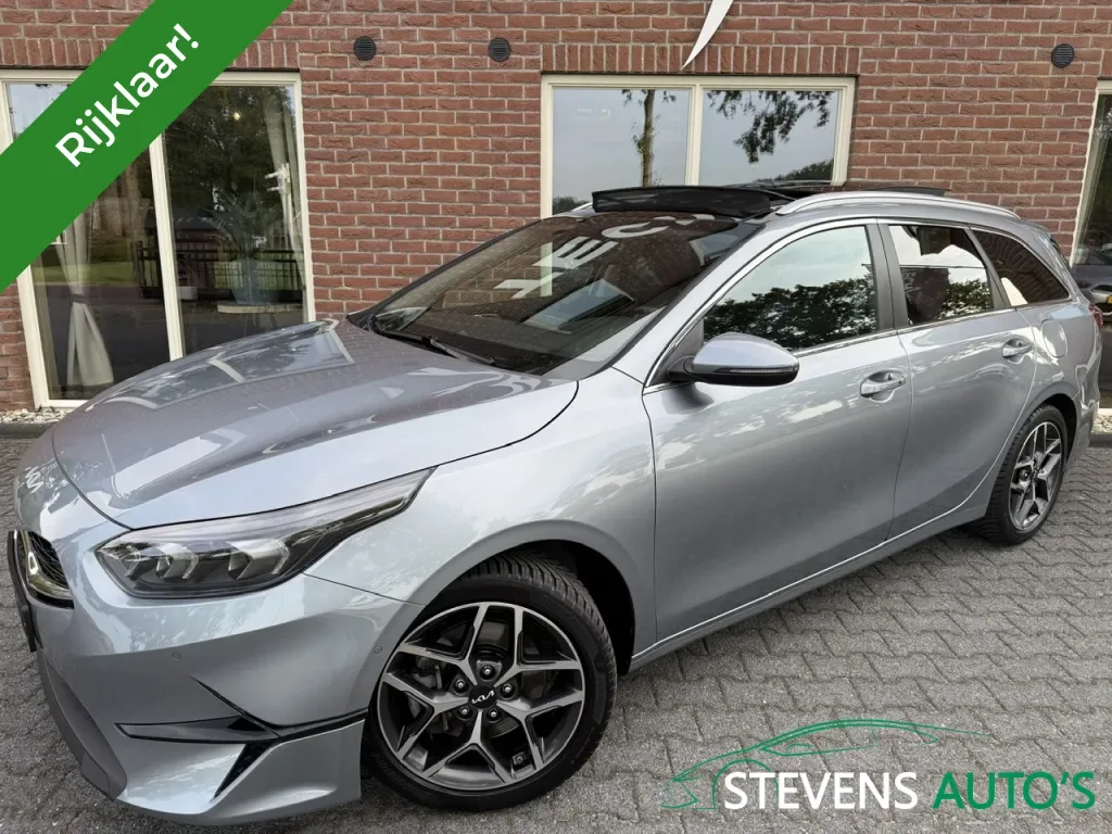 Kia Ceed (2024) — foto 1