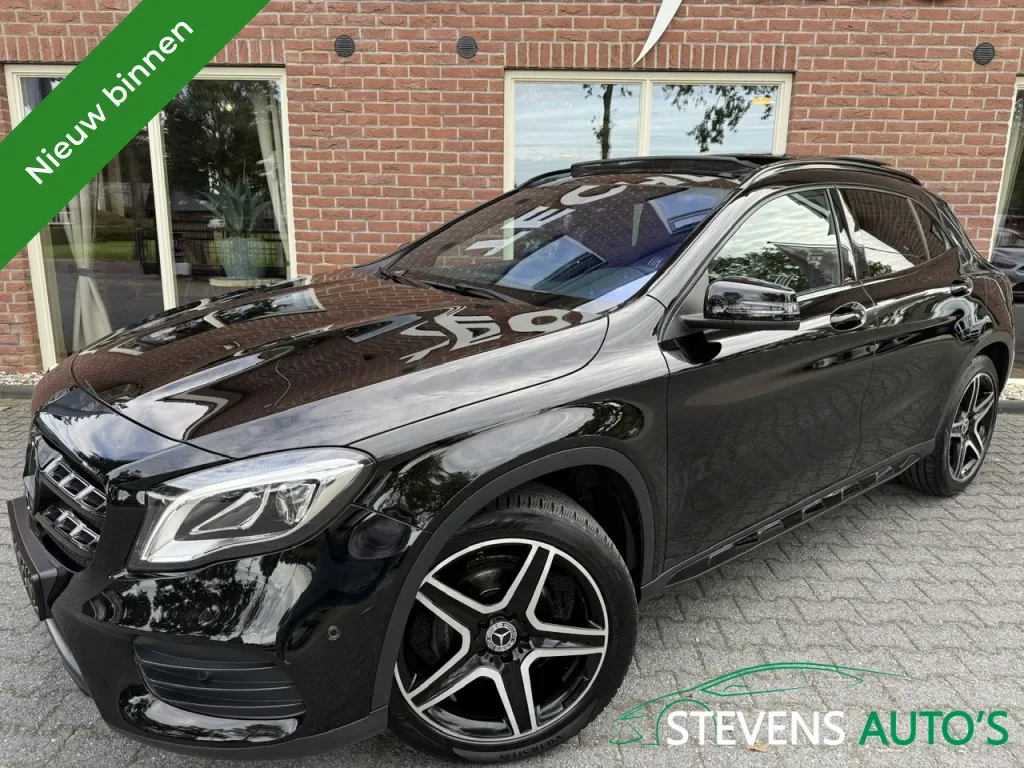 Mercedes-Benz GLA-Klasse (2017) — foto 1