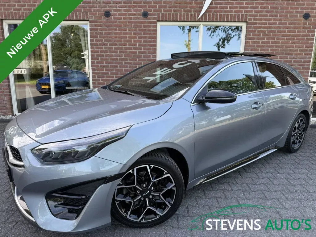 Kia ProCeed (2022) — foto 1