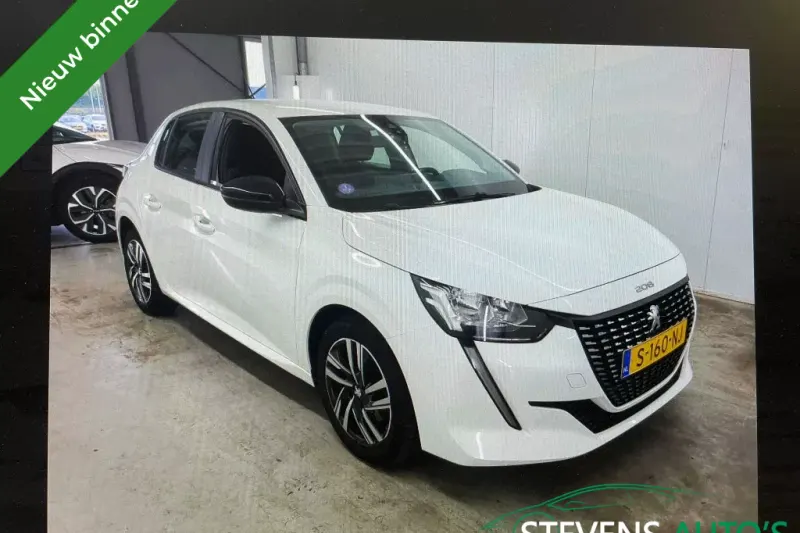 Peugeot 208 (2023)