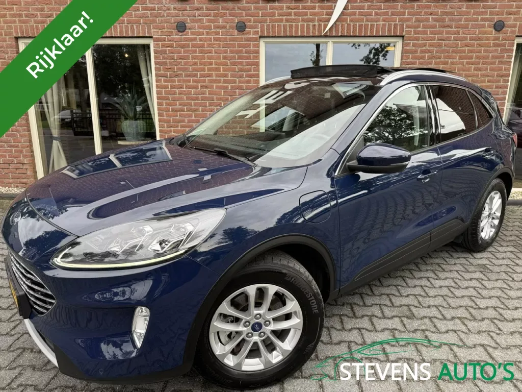 Ford Kuga (2021) — foto 1