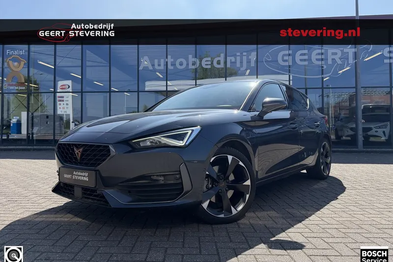 CUPRA Leon (2023)