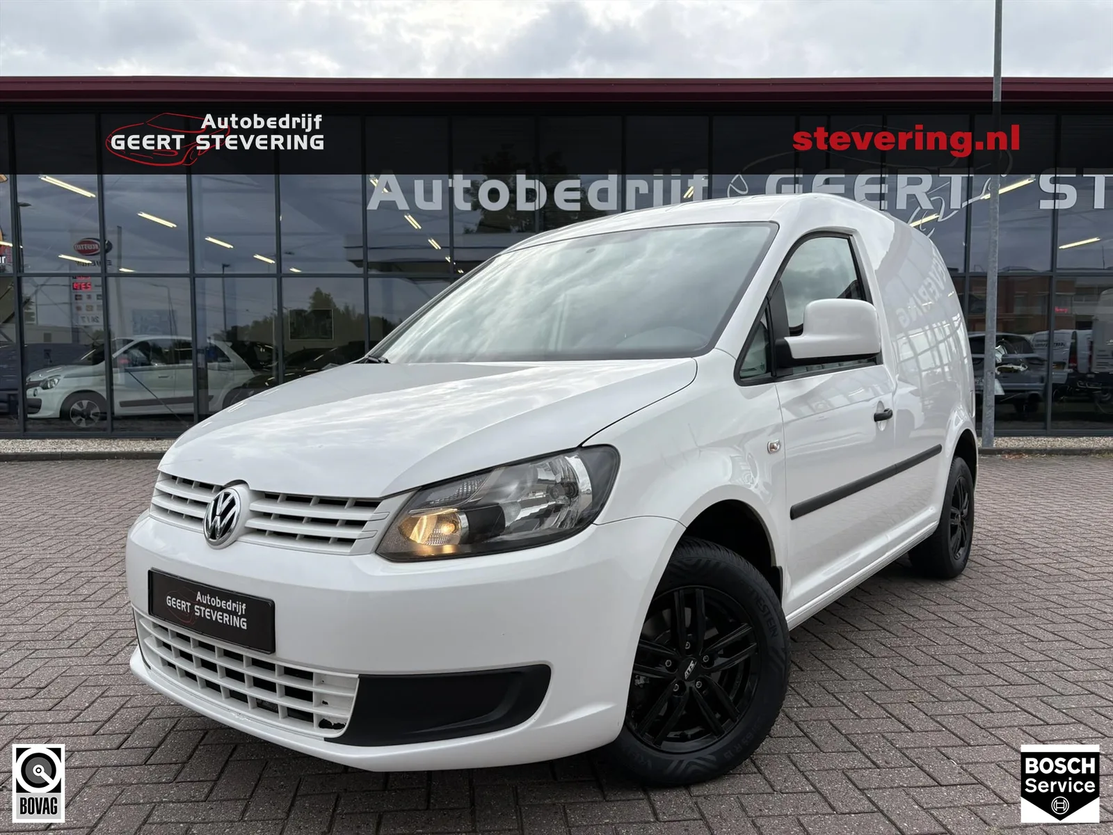 Volkswagen Caddy (2012) — foto 1