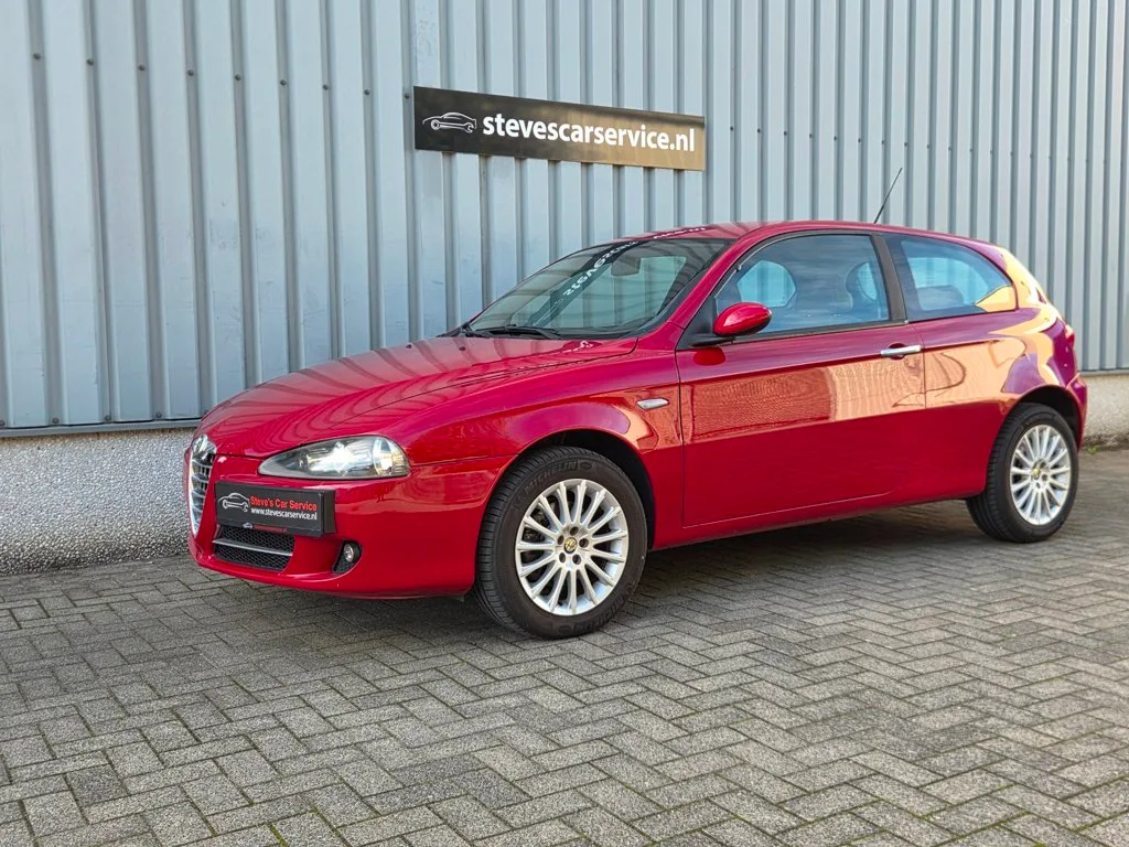 Alfa Romeo 147 (2008) — foto 1