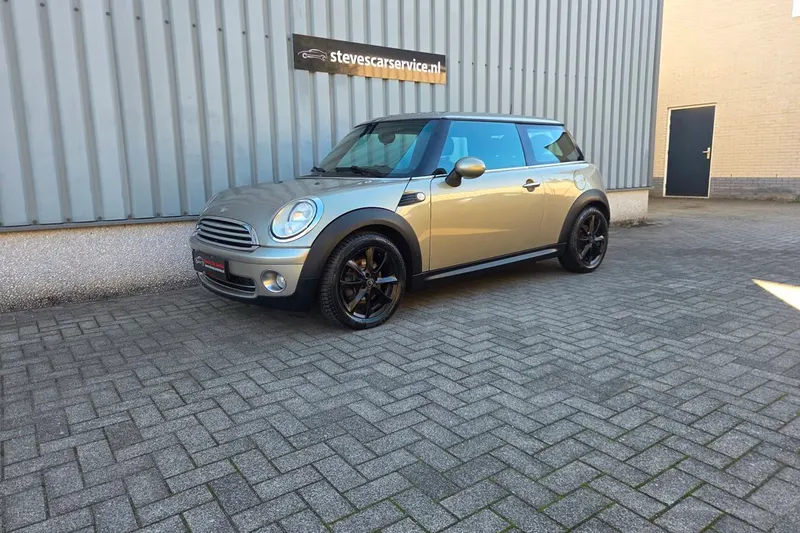 MINI Cooper (2007)