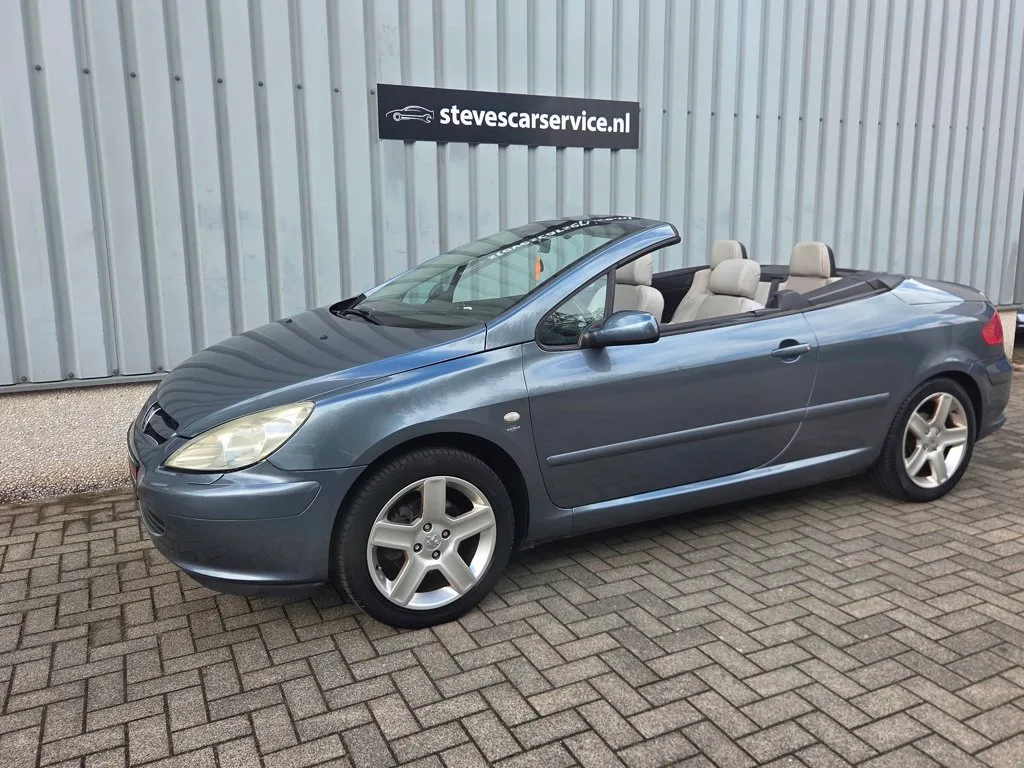 Peugeot 307 CC (2006) — foto 1