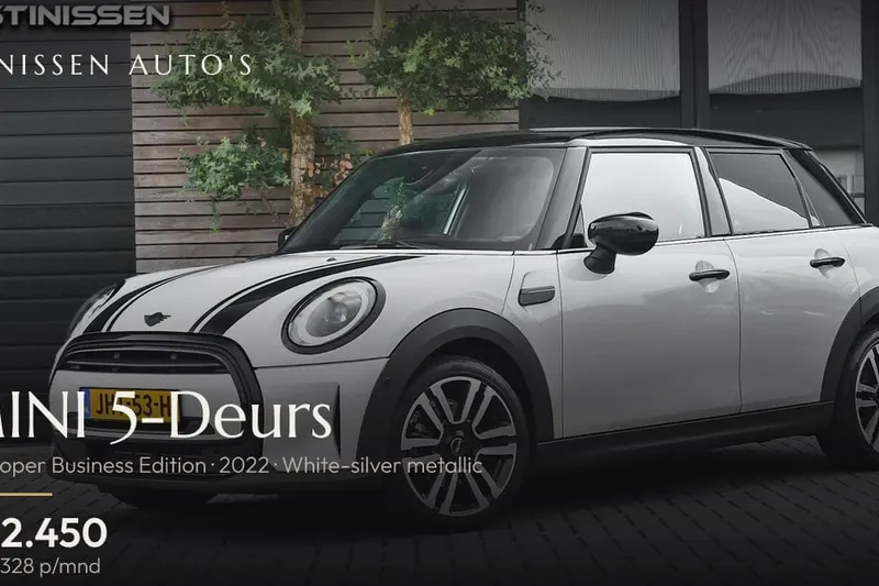 MINI Cooper (2022)