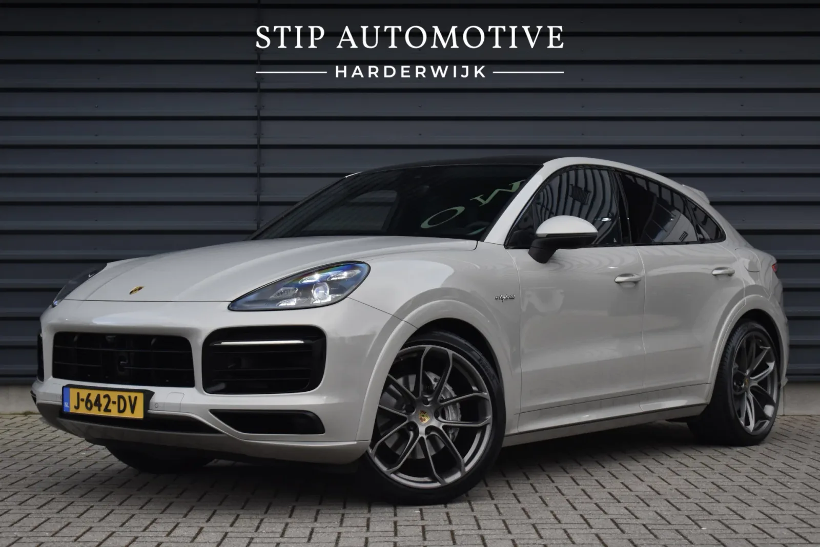 Porsche Cayenne Coupé (2020) — foto 1