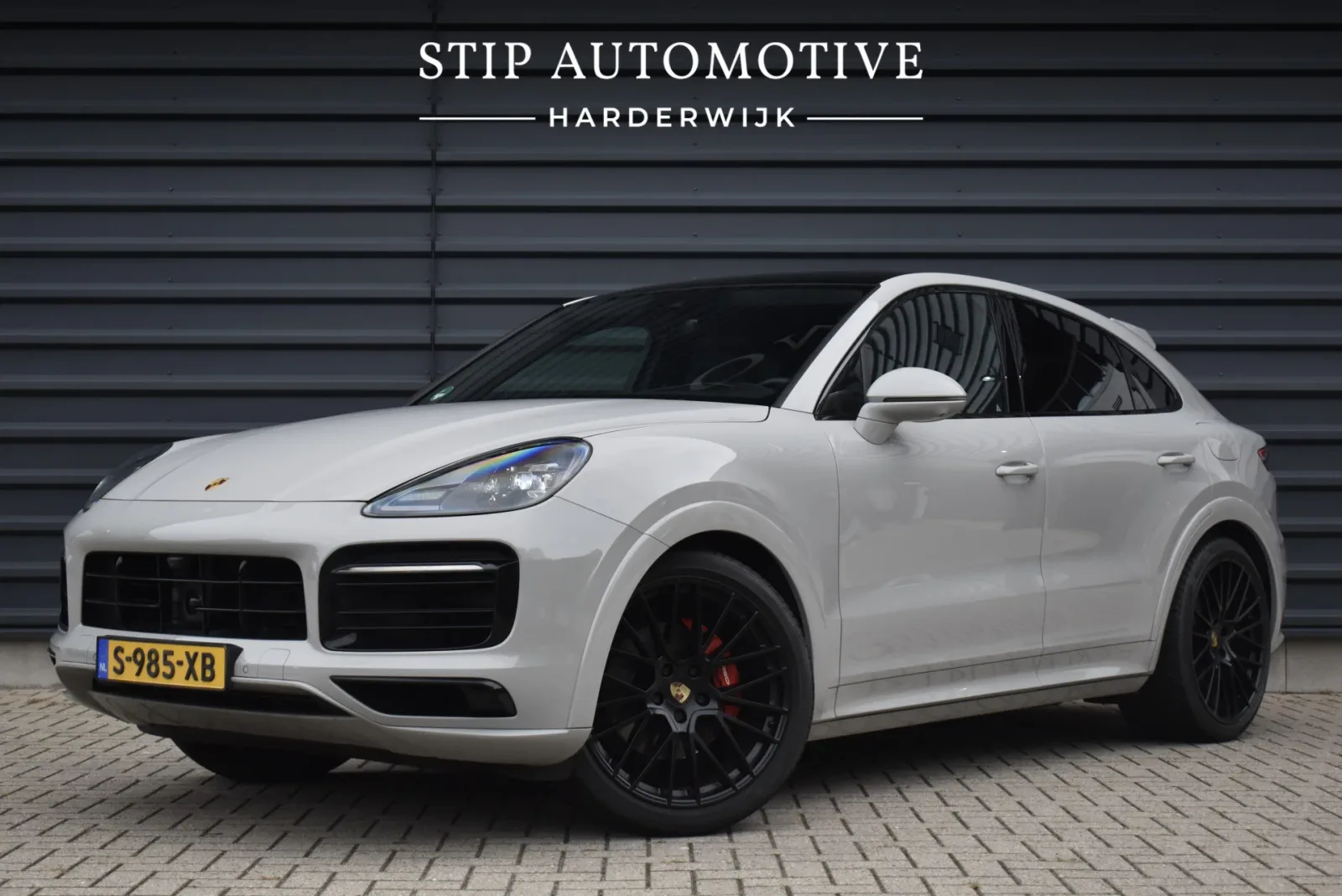 Porsche Cayenne (2023) — foto 1