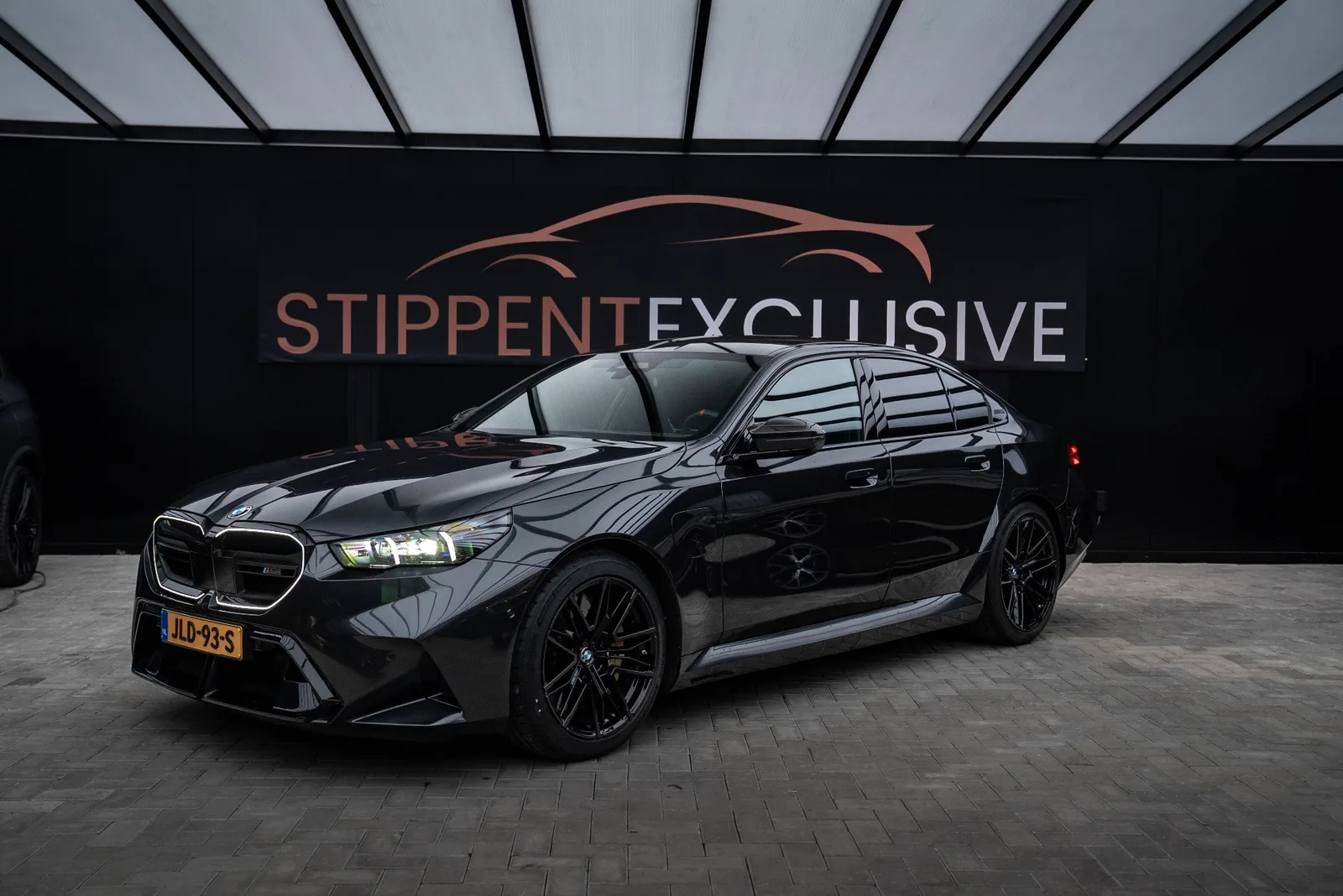 BMW M5 (2024) — foto 1
